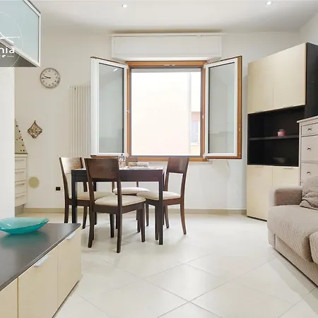 公寓 Messina Cod G7 朱利亚诺瓦